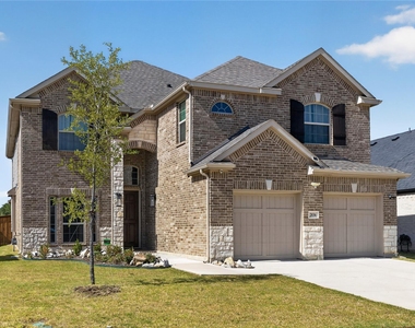 2036 Valencia Drive - Photo Thumbnail 1