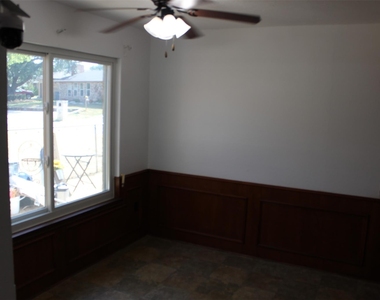8780 Kimberly Lane - Photo Thumbnail 6