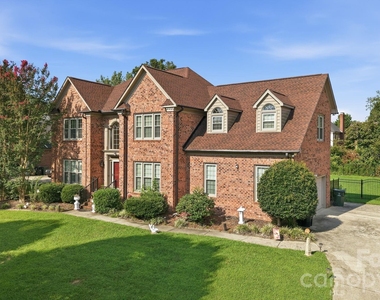 142 Cottontail Lane Se - Photo Thumbnail 1