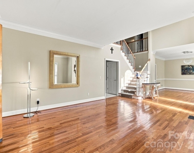 142 Cottontail Lane Se - Photo Thumbnail 10