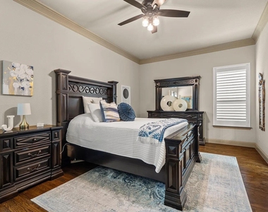 3460 Tuscan Hills Circle - Photo Thumbnail 11
