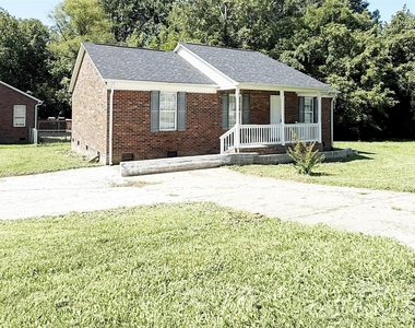 527 E Carpenter Street - Photo Thumbnail 2