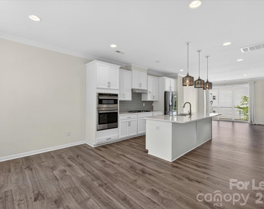 13018 Simoneaux Lane - Photo Thumbnail 5