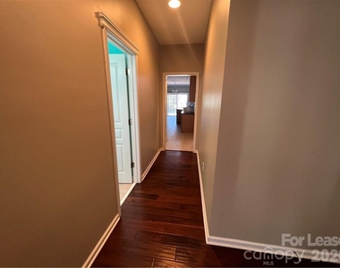 13317 Centennial Commons Parkway - Photo Thumbnail 16
