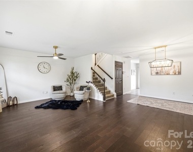 6105 Warrior Avenue - Photo Thumbnail 1