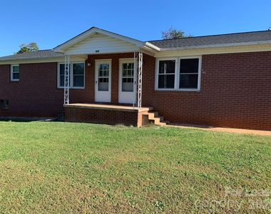 477 Sunset Street - Photo Thumbnail 14