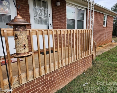 477 Sunset Street - Photo Thumbnail 13