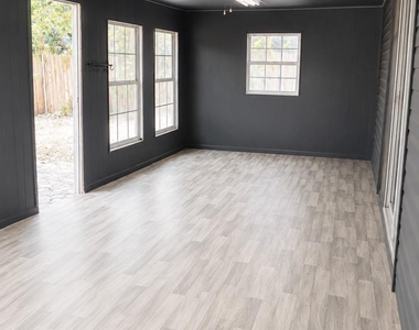 2016 Menefee Street - Photo Thumbnail 10