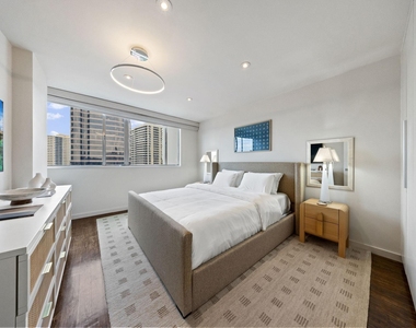 3701 Turtle Creek Boulevard - Photo Thumbnail 7
