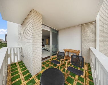 3701 Turtle Creek Boulevard - Photo Thumbnail 17
