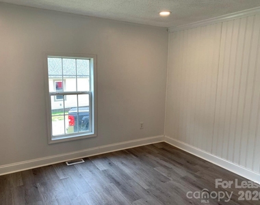 965 Ashby Street - Photo Thumbnail 9