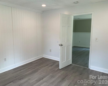 965 Ashby Street - Photo Thumbnail 8