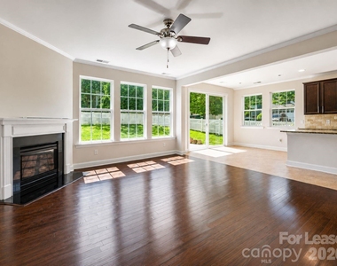 151 Blossom Ridge Drive - Photo Thumbnail 12