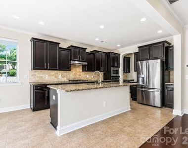 151 Blossom Ridge Drive - Photo Thumbnail 10