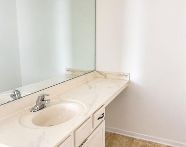 14122 Magnolia Walk Drive - Photo Thumbnail 14