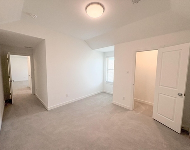 1741 Horseshoe Lane - Photo Thumbnail 31