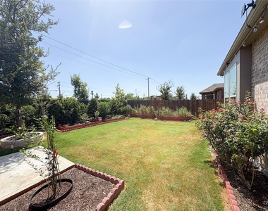 1741 Horseshoe Lane - Photo Thumbnail 23