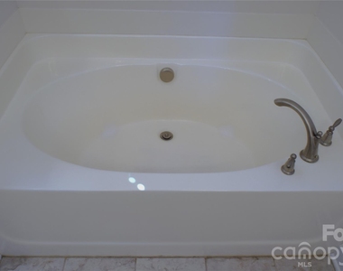15509 Barossa Valley Street - Photo Thumbnail 30