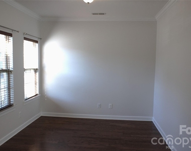 15509 Barossa Valley Street - Photo Thumbnail 2