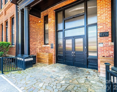 426 2nd Avenue Se - Photo Thumbnail 3
