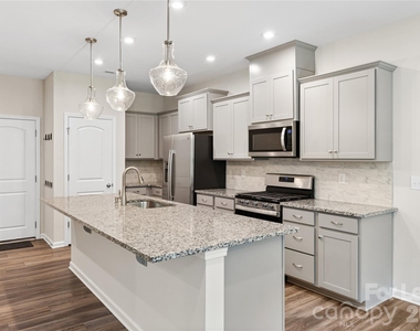 1368 Galloway Road - Photo Thumbnail 6