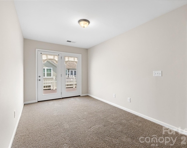 1368 Galloway Road - Photo Thumbnail 11