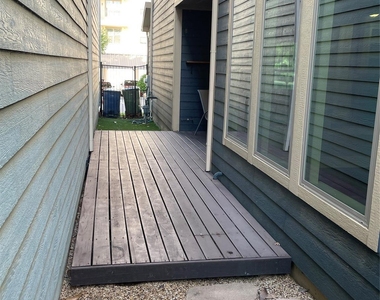 336 Loma Alta Drive - Photo Thumbnail 16