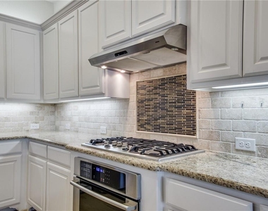 336 Loma Alta Drive - Photo Thumbnail 6