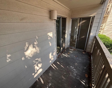 4859 Cedar Springs Road - Photo Thumbnail 15