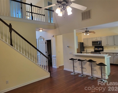 17450 Baldwin Hall Drive - Photo Thumbnail 25