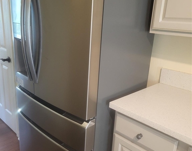 17450 Baldwin Hall Drive - Photo Thumbnail 2