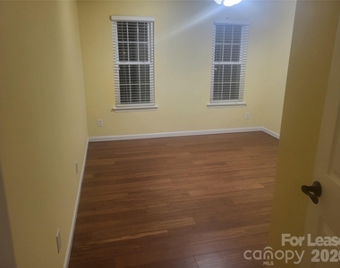 17450 Baldwin Hall Drive - Photo Thumbnail 16