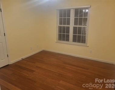 17450 Baldwin Hall Drive - Photo Thumbnail 14