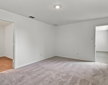 4009 Dublin Ridge Drive - Photo Thumbnail 9