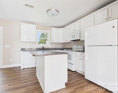 1329 Filbert Street - Photo Thumbnail 1