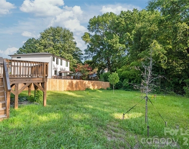 3905 Plainview Road - Photo Thumbnail 45