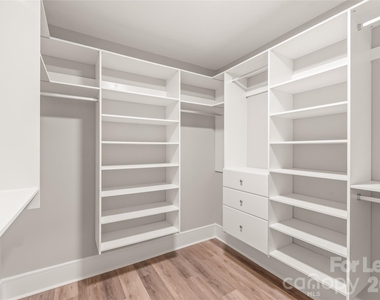3905 Plainview Road - Photo Thumbnail 28