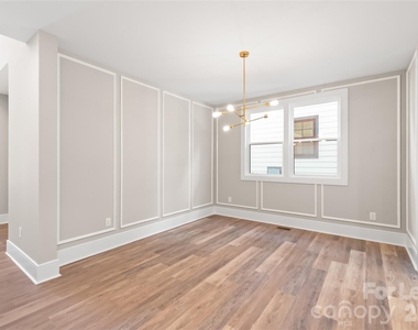 3905 Plainview Road - Photo Thumbnail 8