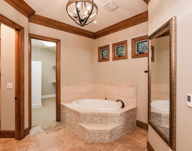 11845 Verona Court - Photo Thumbnail 11