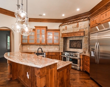 11845 Verona Court - Photo Thumbnail 3