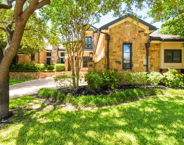11845 Verona Court - Photo Thumbnail 2