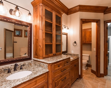 11845 Verona Court - Photo Thumbnail 13
