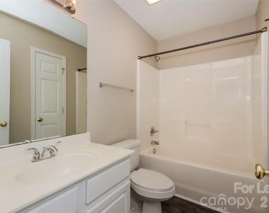 2170 Wexford Way - Photo Thumbnail 12