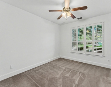 7527 Wright Drive - Photo Thumbnail 17