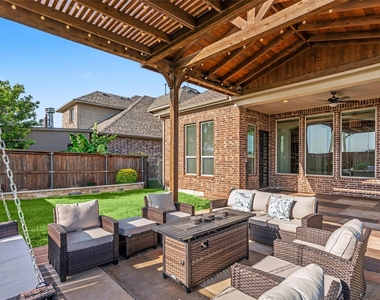 7527 Wright Drive - Photo Thumbnail 27