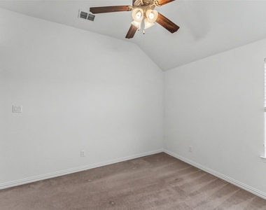 7527 Wright Drive - Photo Thumbnail 23