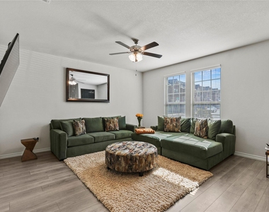 2017 Amarillo Place - Photo Thumbnail 4