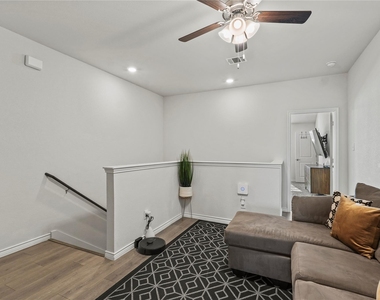 2017 Amarillo Place - Photo Thumbnail 8