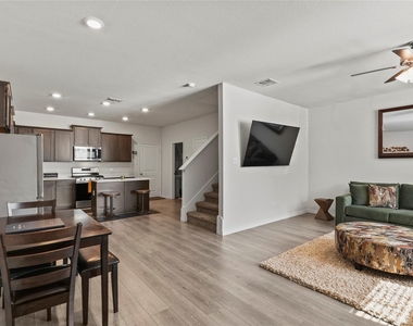 2017 Amarillo Place - Photo Thumbnail 3