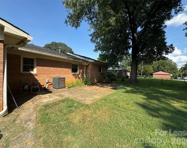 805 Furman Street - Photo Thumbnail 18